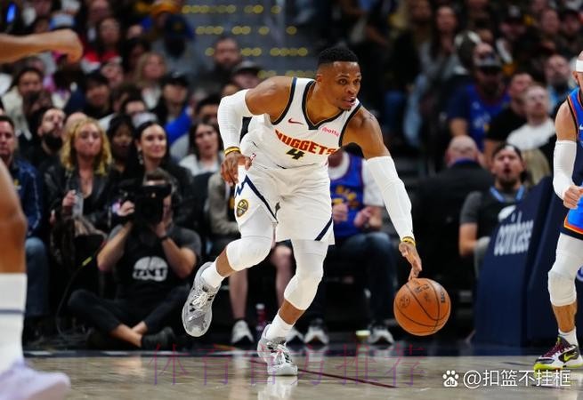 威少半场出战12分钟，投篮5中1得到3分5篮板5助攻